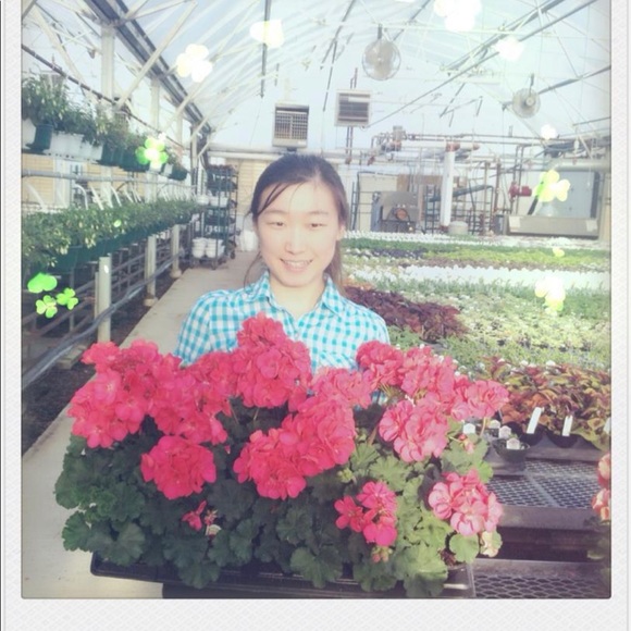 🌝Meet your Posher🌝 - Picture 4 of 4